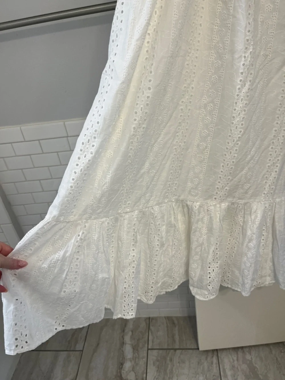 Lulus Sicilian Sun White Eyelet Embroidered Ruffled Lace-Up Midi Dress NWT Sz M - Picture 7 of 13